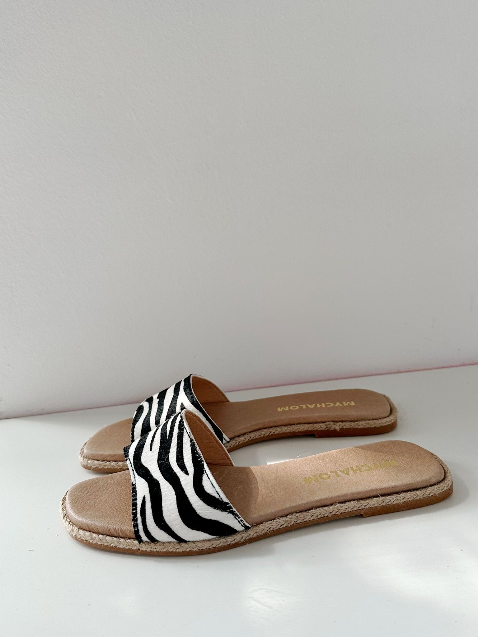 Verona Pony Zebra