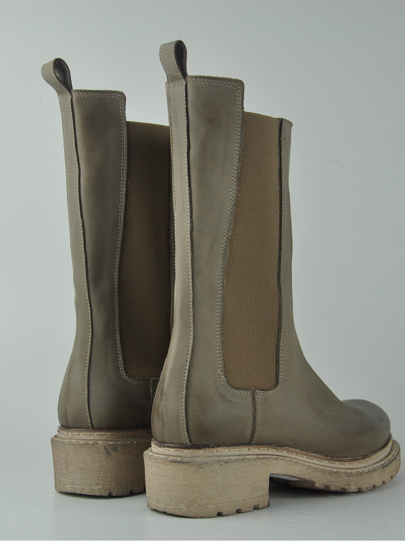MA 42 NABUK TAUPE- CHELSEA CON ELASTICI IN TINTA
