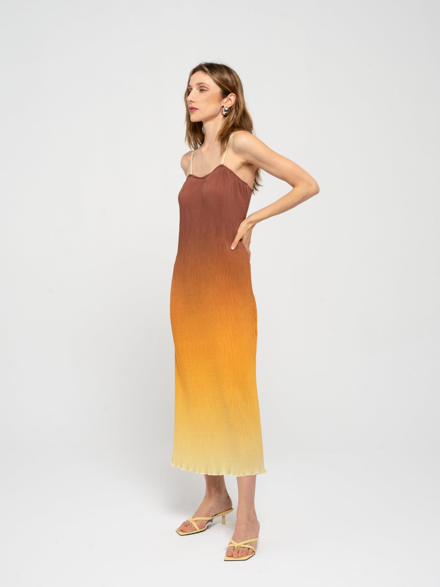 Degraded dress - Carmen Says