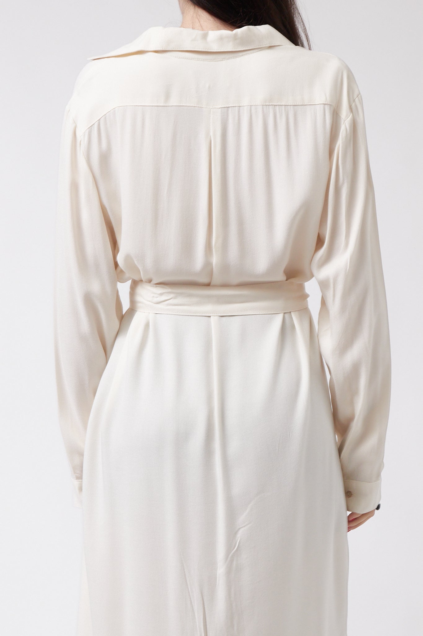 Abito color crema Sasanqua