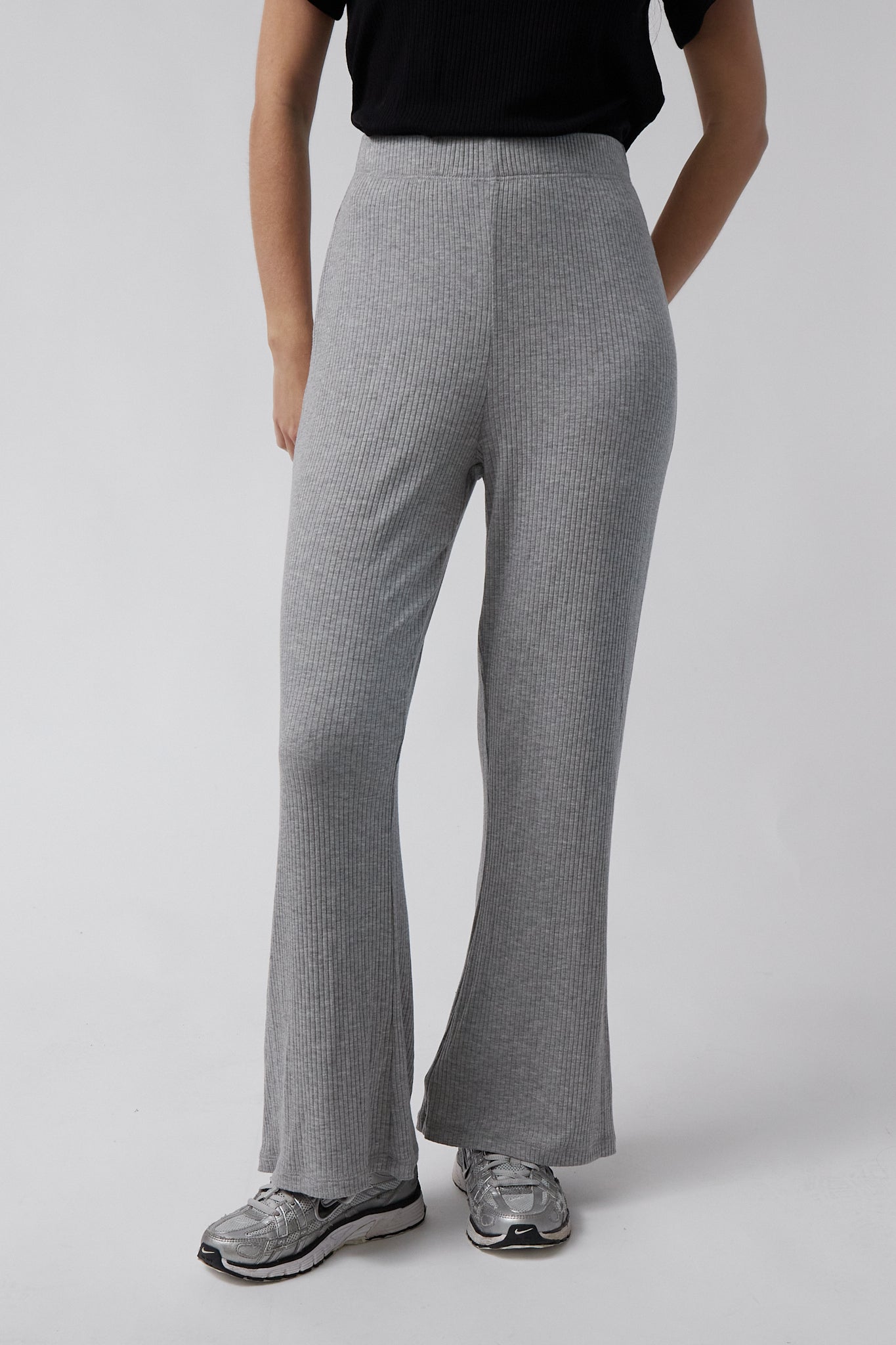 Pantaloni grigio lava