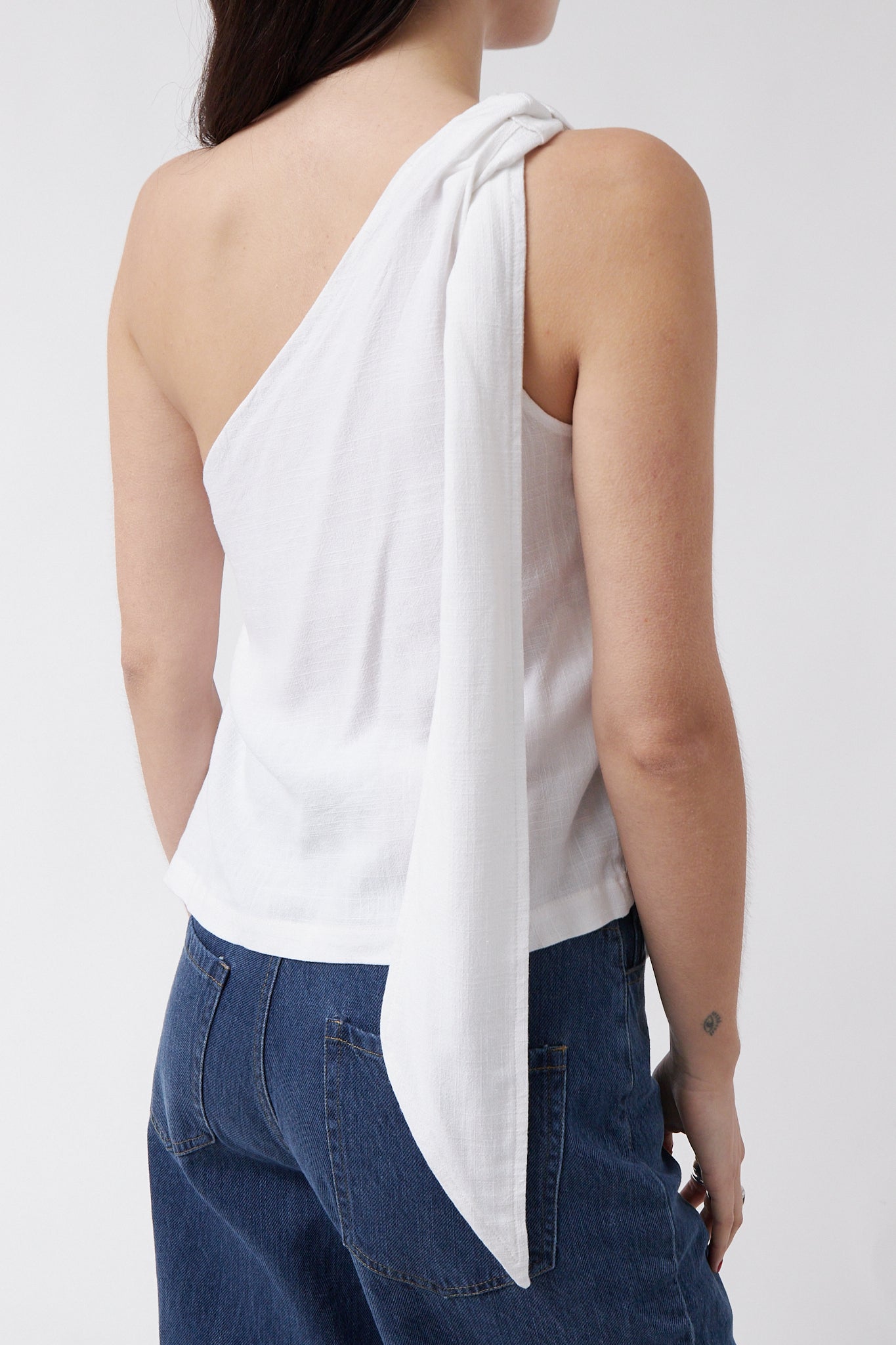 Top tropicale bianco