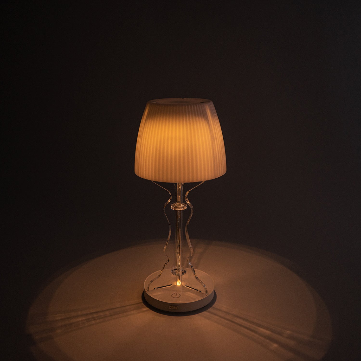 Lampada Piccola Lady Led Bianco