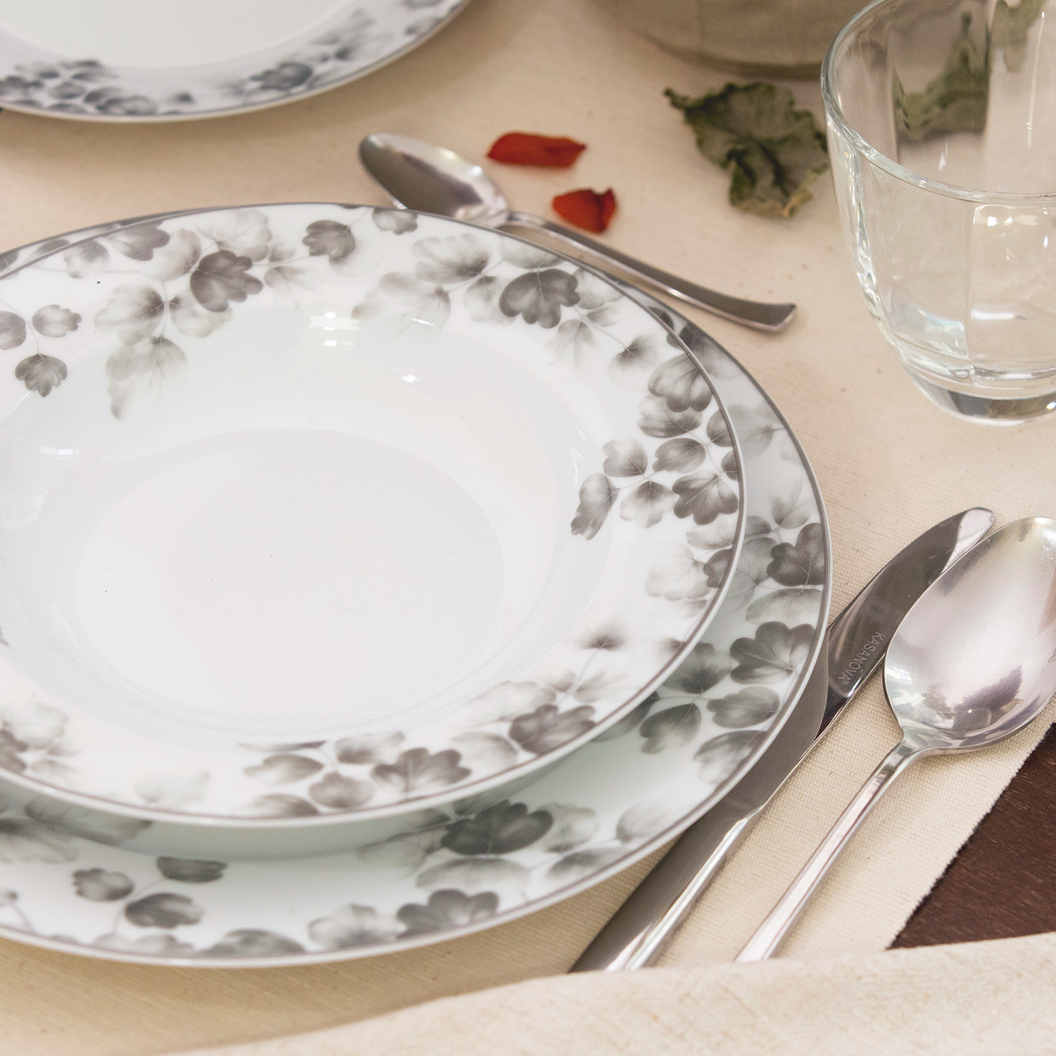 Set 6 piatti piani porcellana Foliage grigio 88404