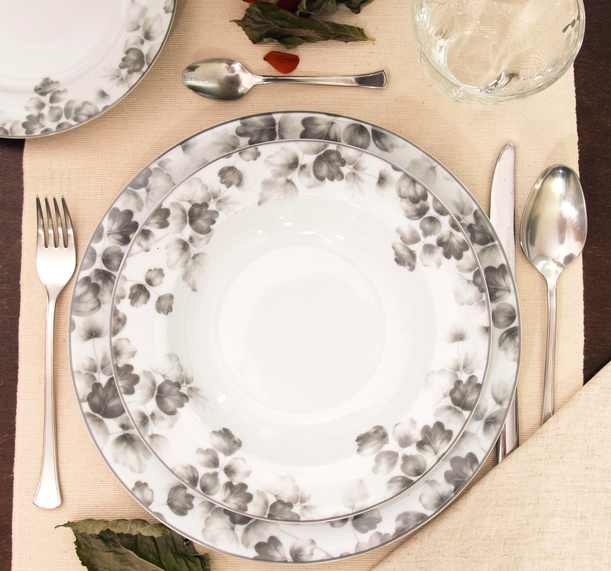 Insalatiera Foliage grigio 88442