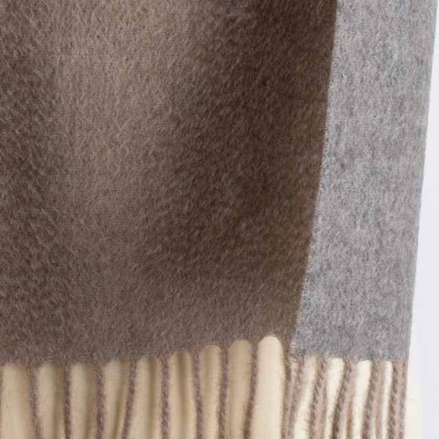 Sciarpa "Biella Frange" colore beige/grigio