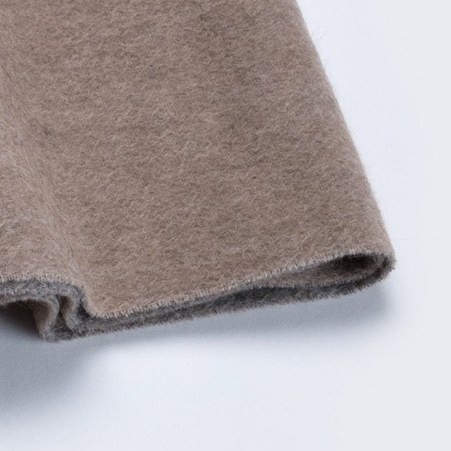 Sciarpa "Biella Frange" colore beige/grigio