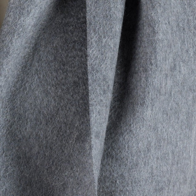 Sciarpa "Biella Frange" colore grigio