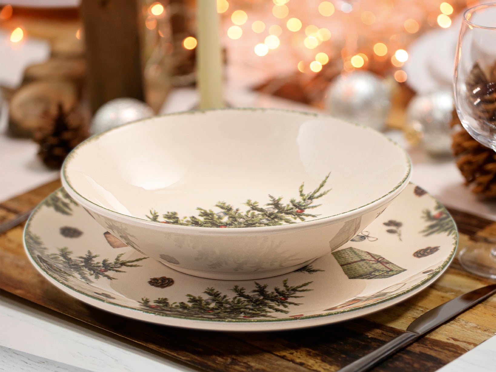 Servizio 18 pezzi tavola Christamas Carol in stoneware