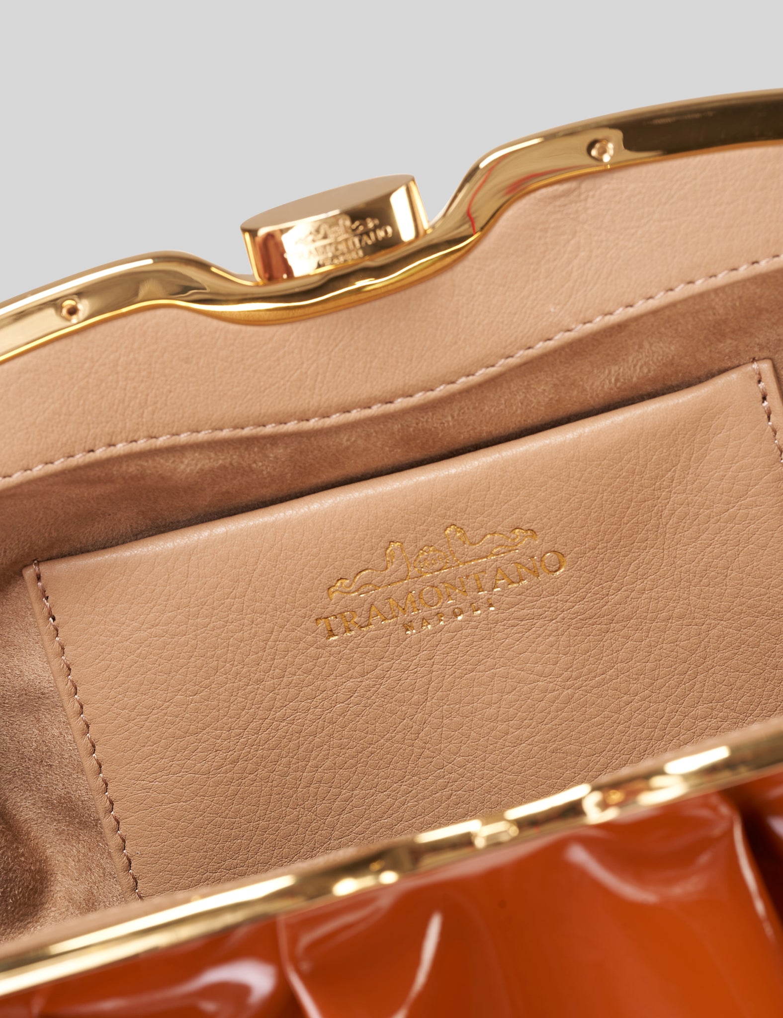 Pochette Sibilla Maxi in Vernice Cotto – Tramontano