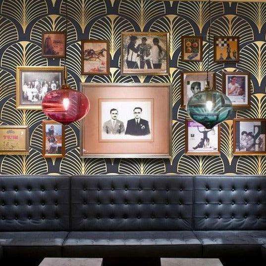 Carta da Parati Art Déco Anni '30 Nera e Oro - 8 fogli - 5,60 mq