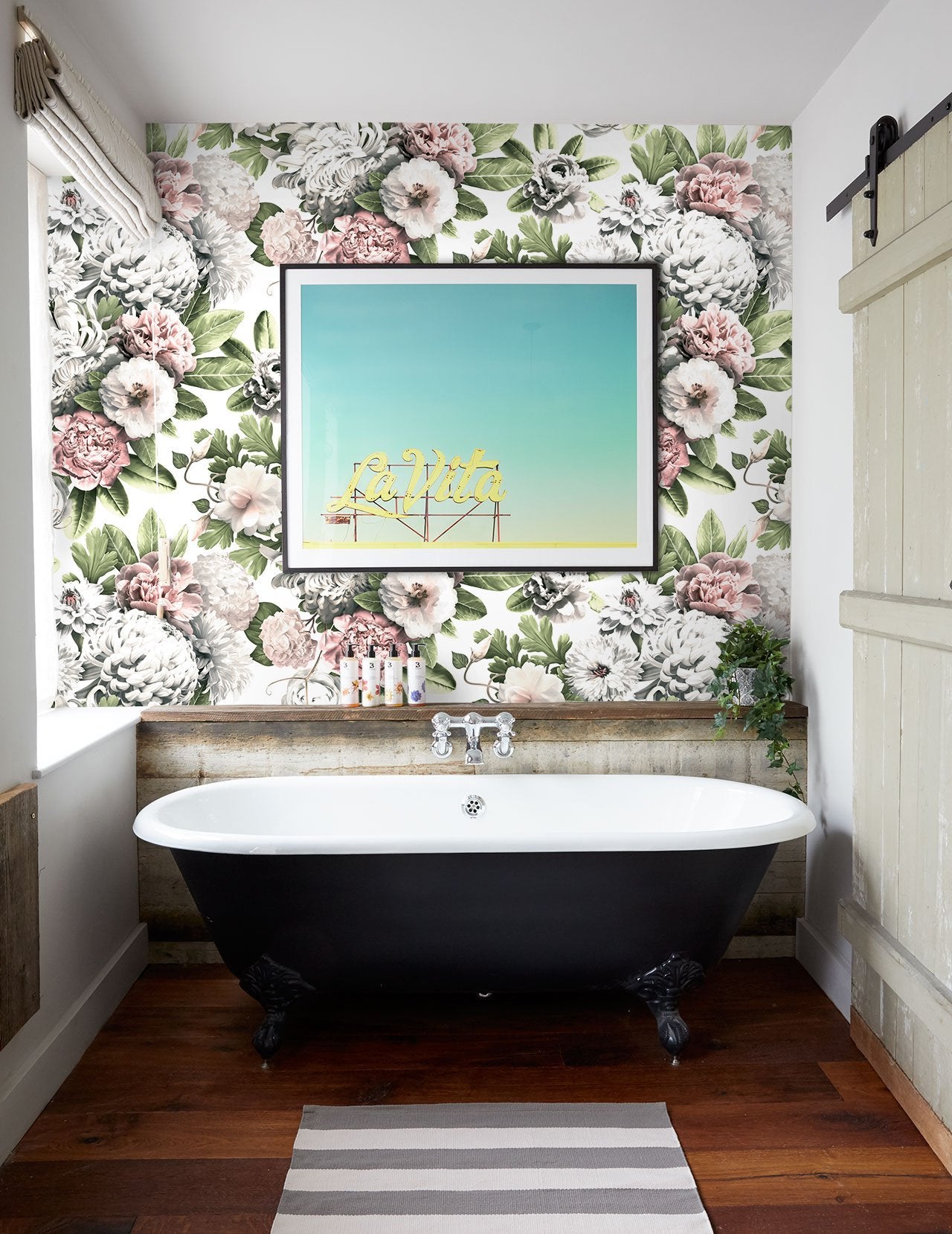 Carta da Parati Floreale Acquerello - Design Elegante e Raffinato - 2 rotoli di carta 90 cm x 260 cm - 4.68 mq