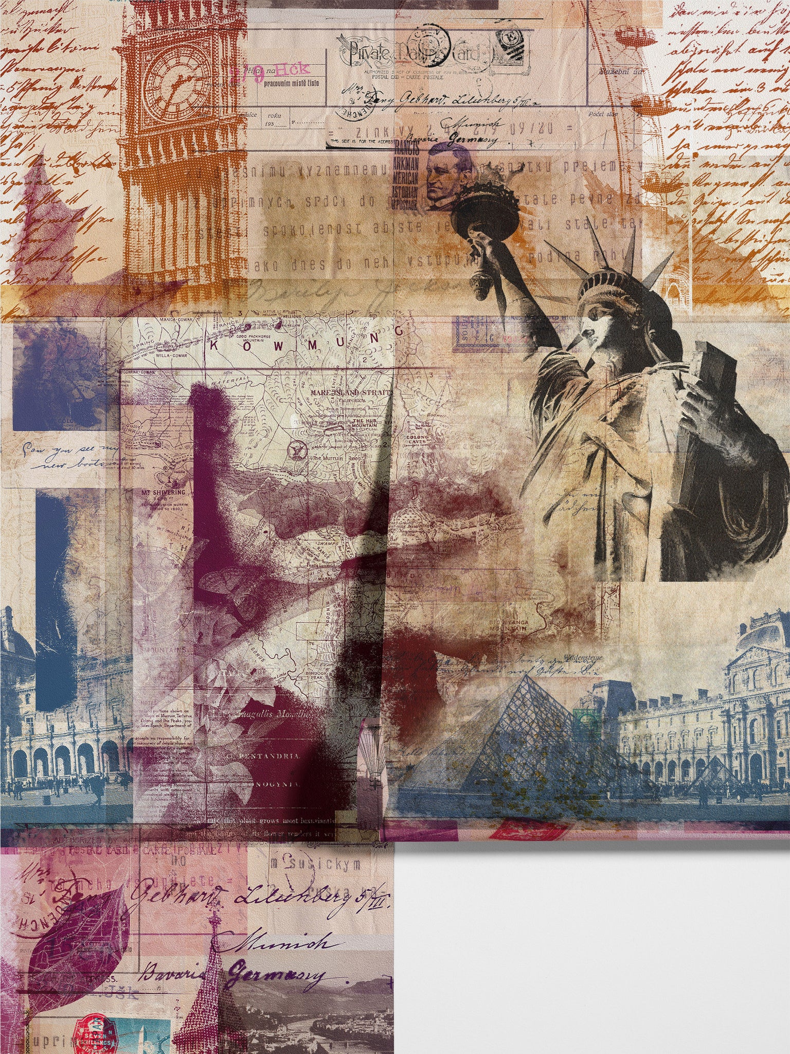 Carta da Parati Collage di Icone Internazionali - 2 rotoli di carta 90 cm x 260 cm - 4.68 mq