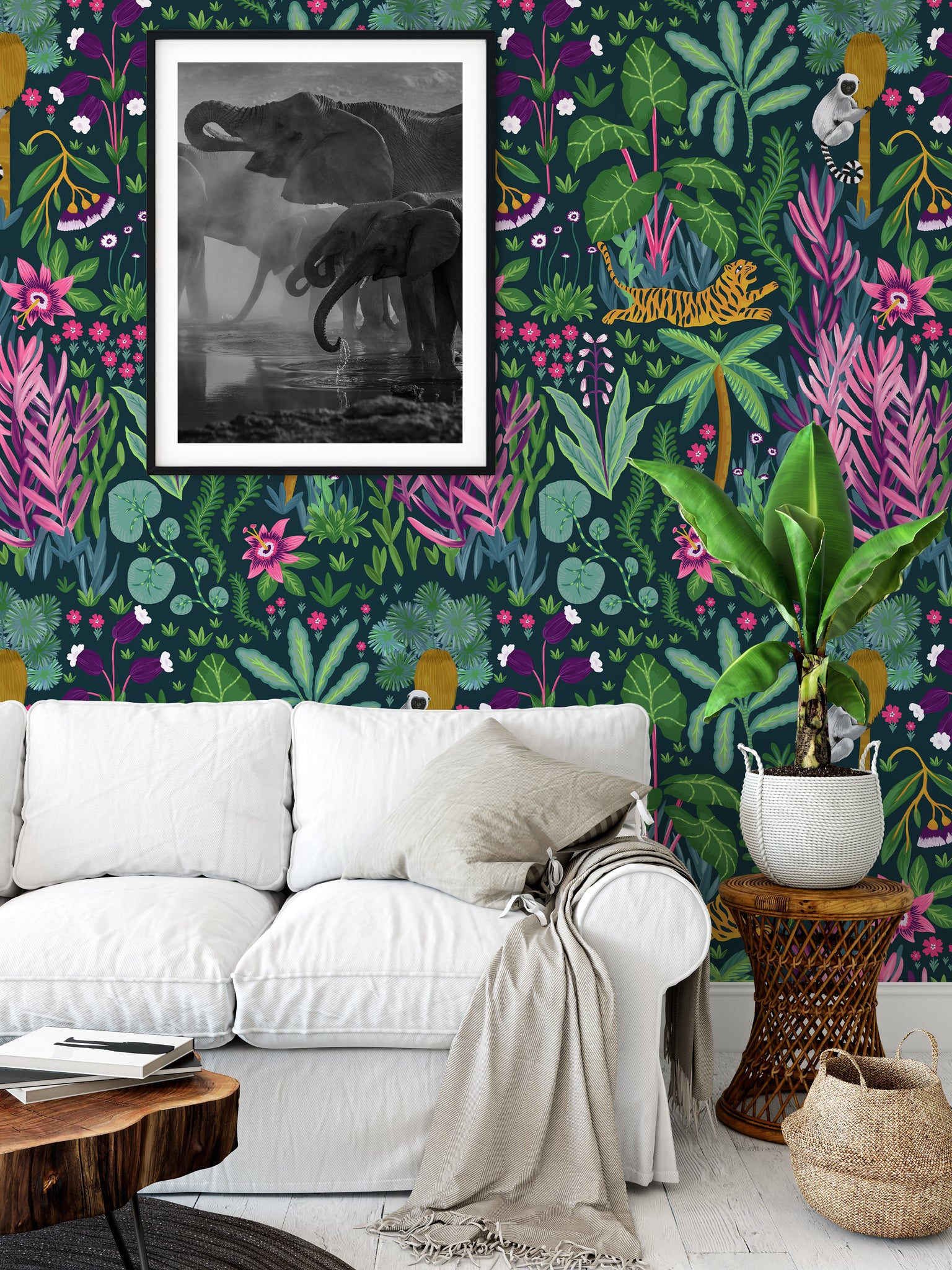 Carta da parati Giungla Tropicale con Scimmie e Tigre - 8 fogli - 5,60 mq