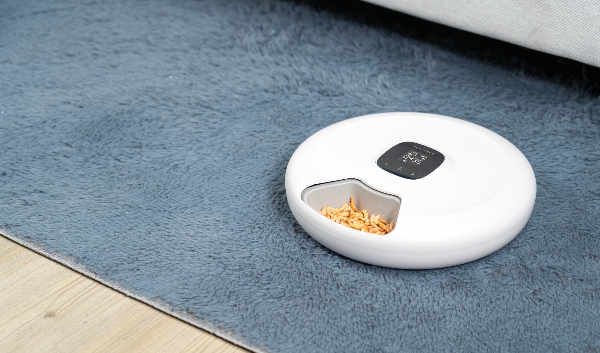 NutriSpin 6 Meal Pet Feeder