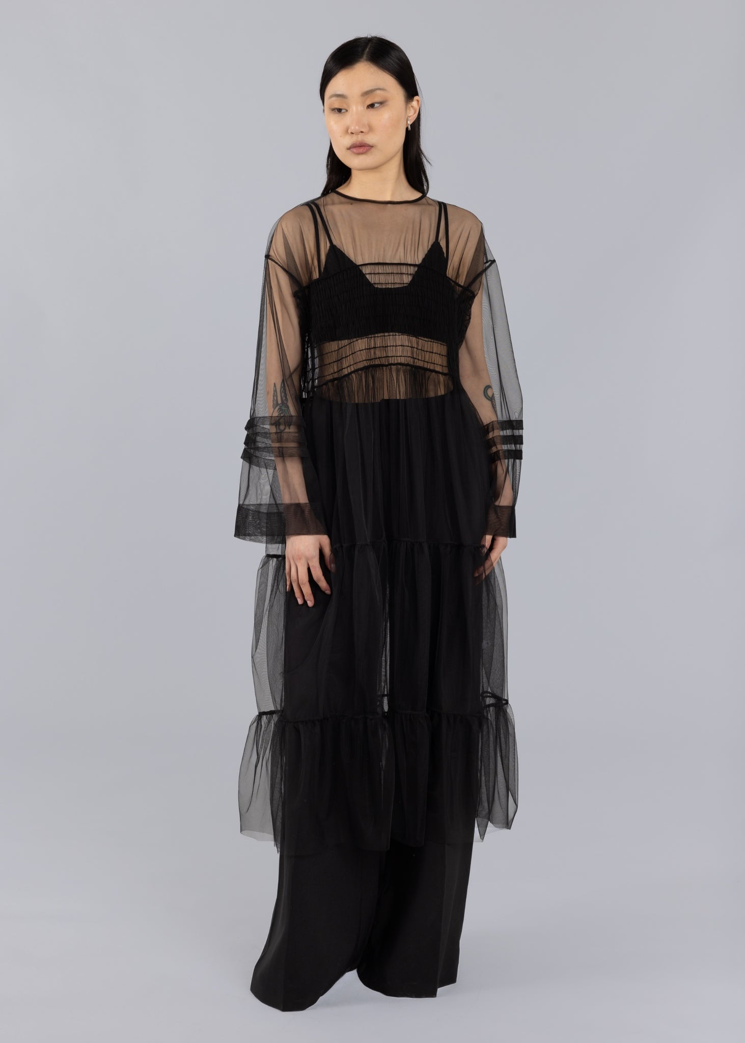Abito lungo oversize a strati in tulle - Nero