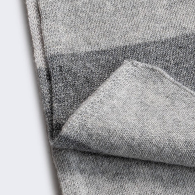 Sciarpa  "Tricot Leggera" colore nuance di grigio