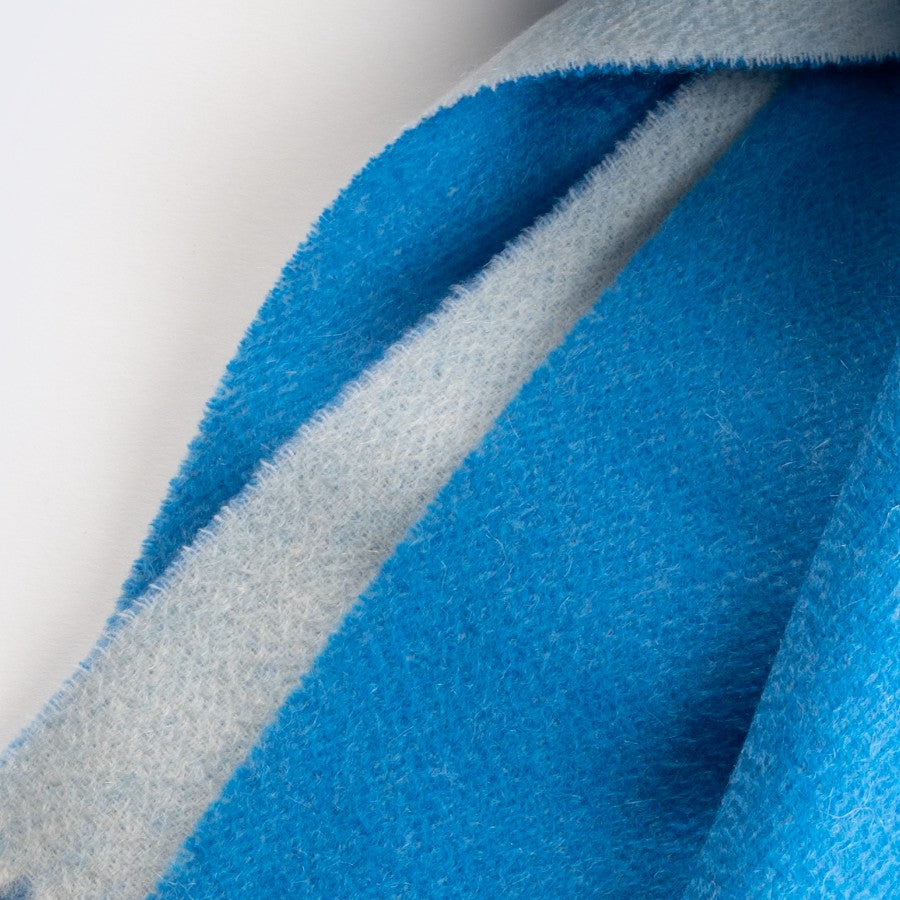 Sciarpa "Biella Frange"  colore blu elettrico