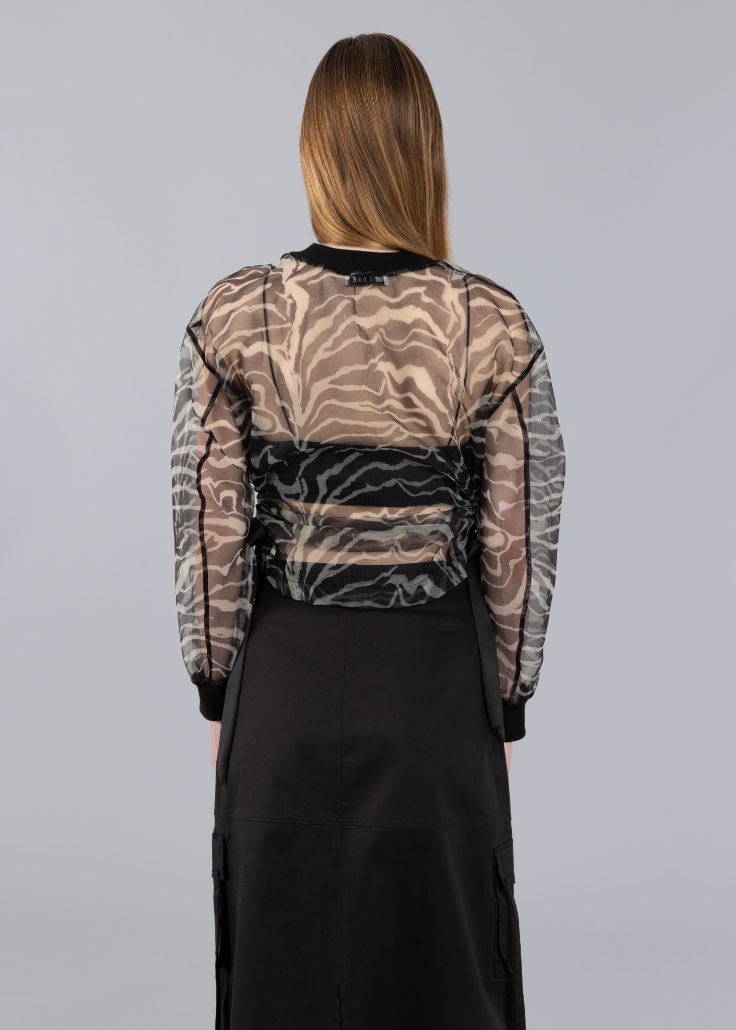 Maglione in organza con stampa animalier e ritagli - Stampa animale nera