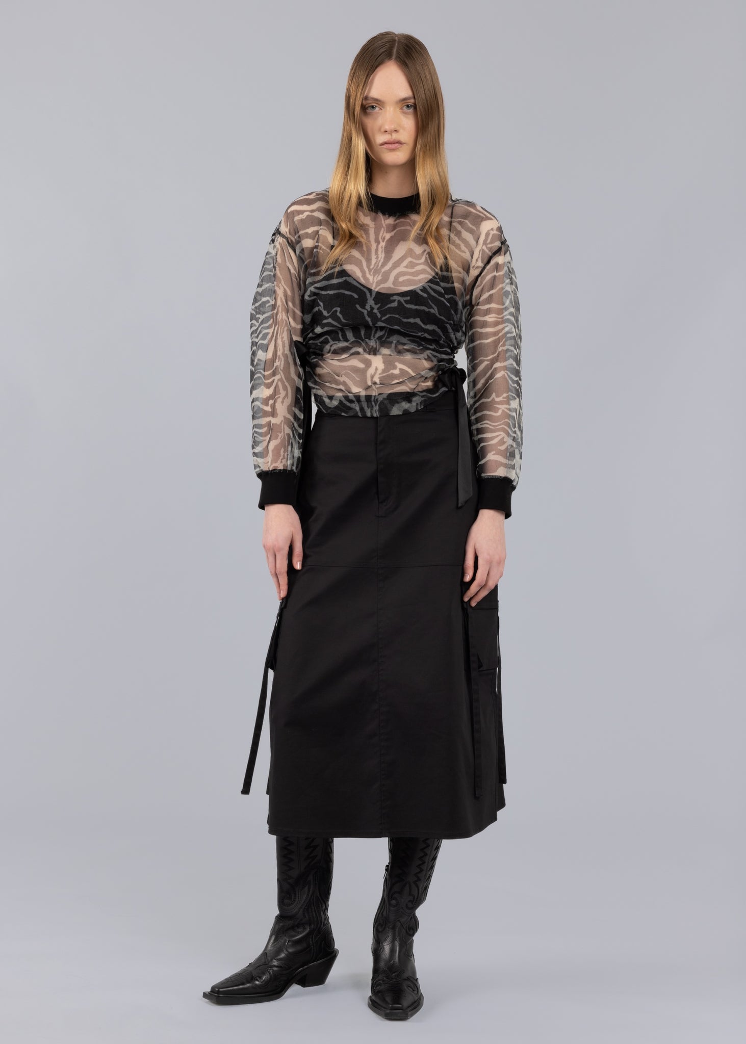 Maglione in organza con stampa animalier e ritagli - Stampa animale nera