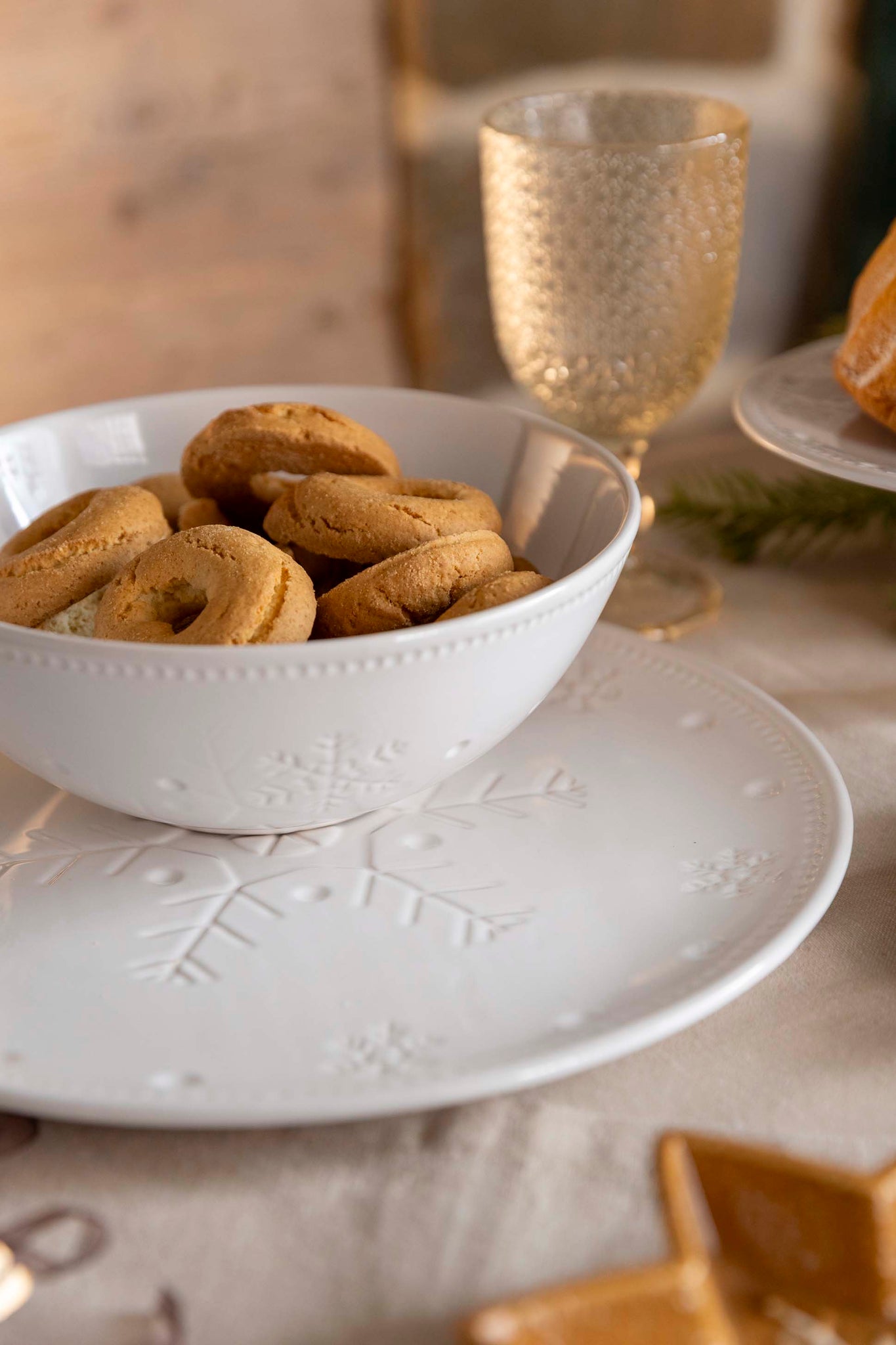 Frozen - Piatto panettone in ceramica con decorazione a rilievo