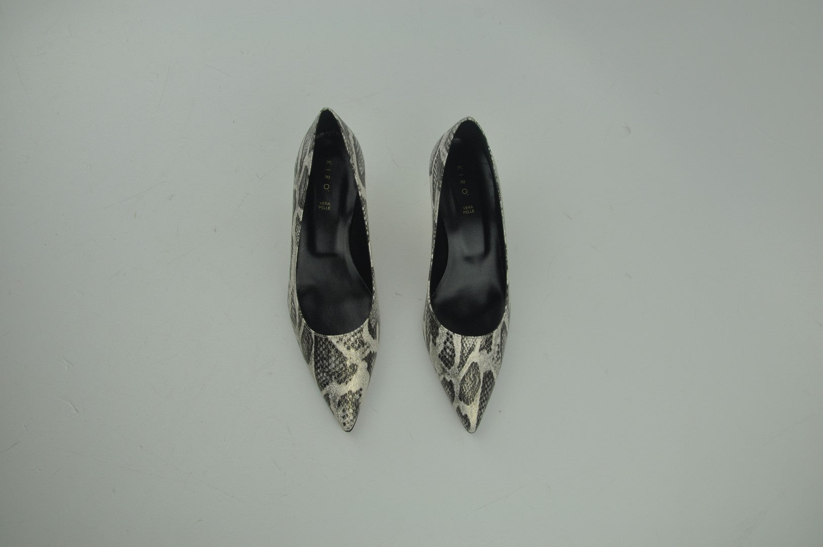 6060 PITONE PLATINO