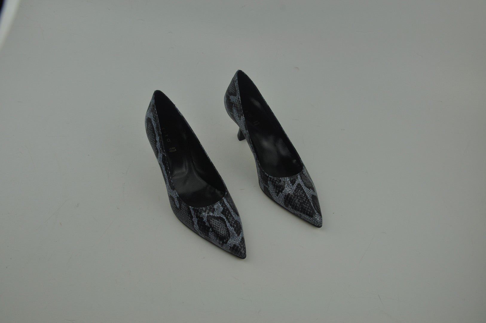 6060 PITONE NERO