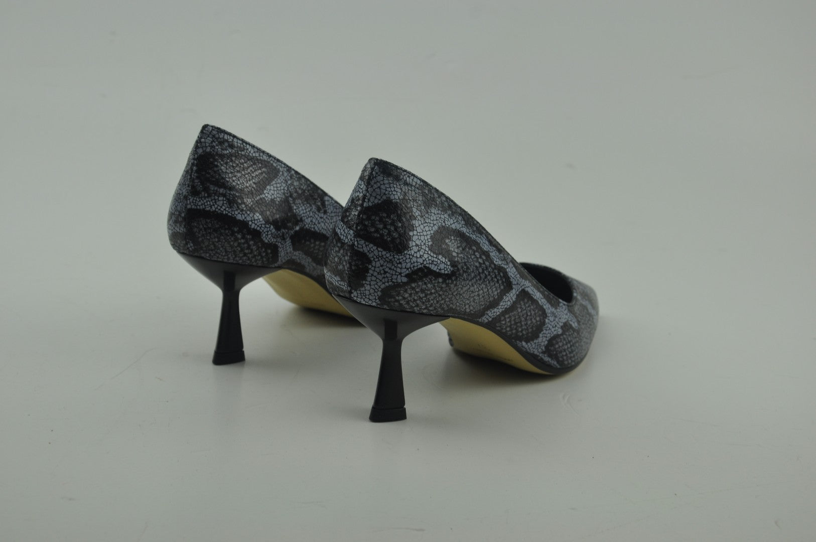 6060 PITONE NERO