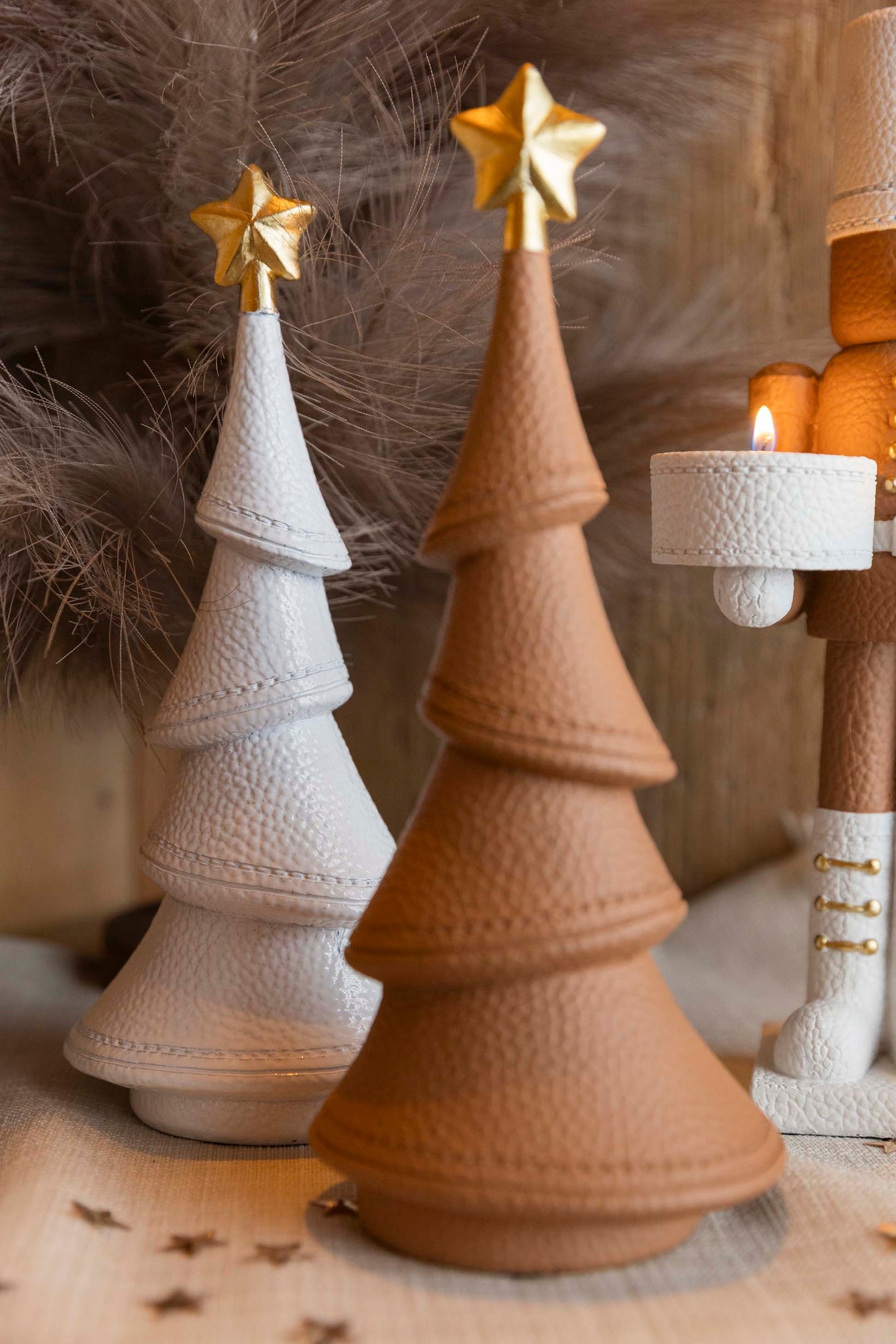 Noel En Cuir - Albero di Natale in poliresina con finitura effetto pelle