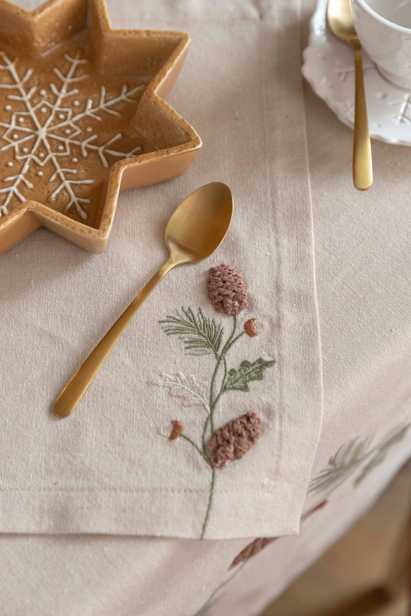 Autumn - Runner 100% cotone con ricamo