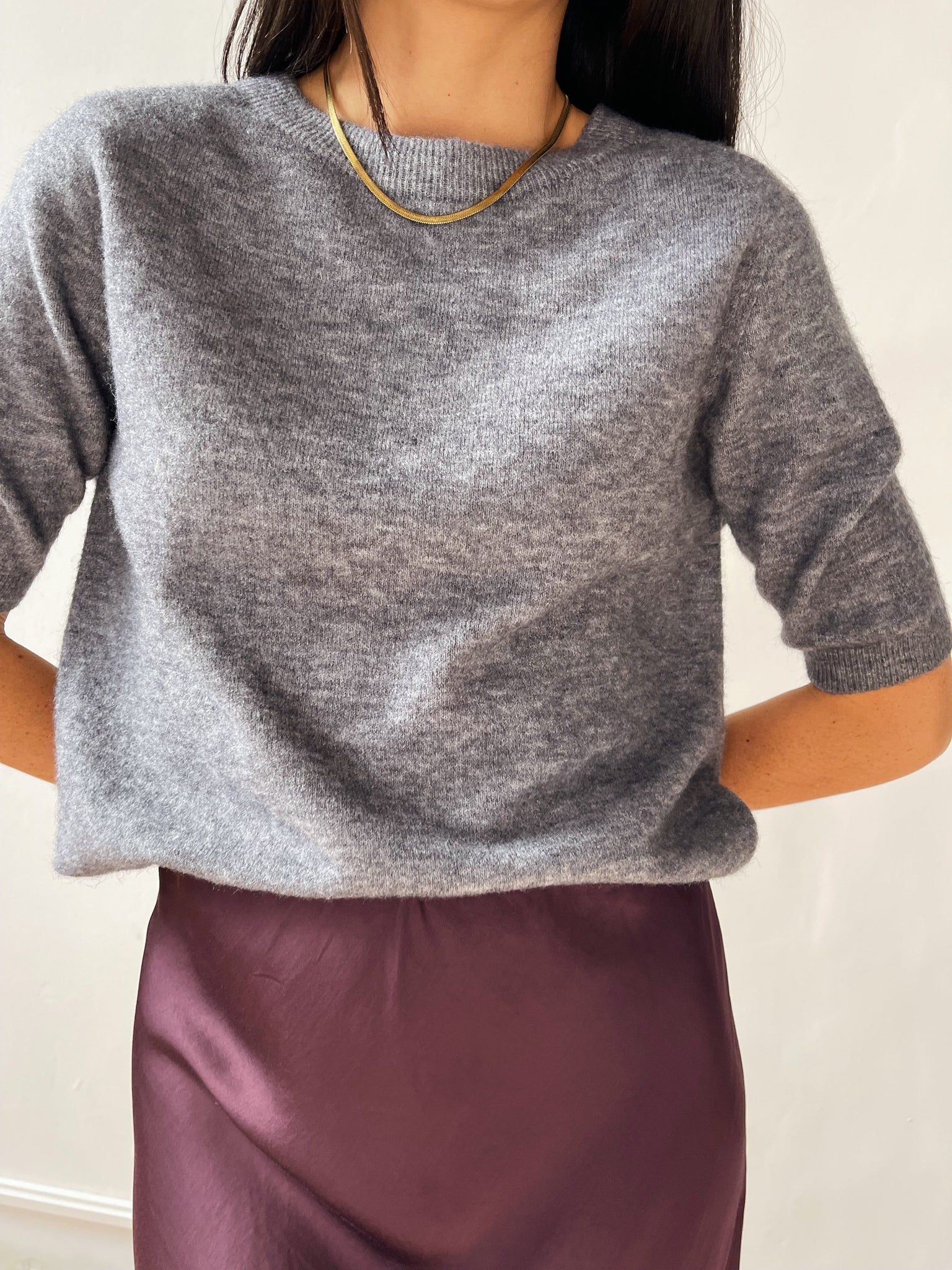Maglietta grigia in maglia