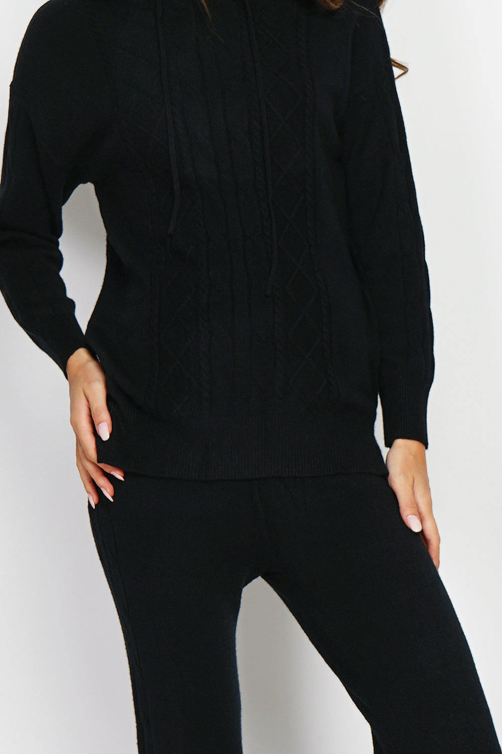 Set Maglione Con Cappuccio E Pantaloni A Gamba Larga - Nero - Assuili