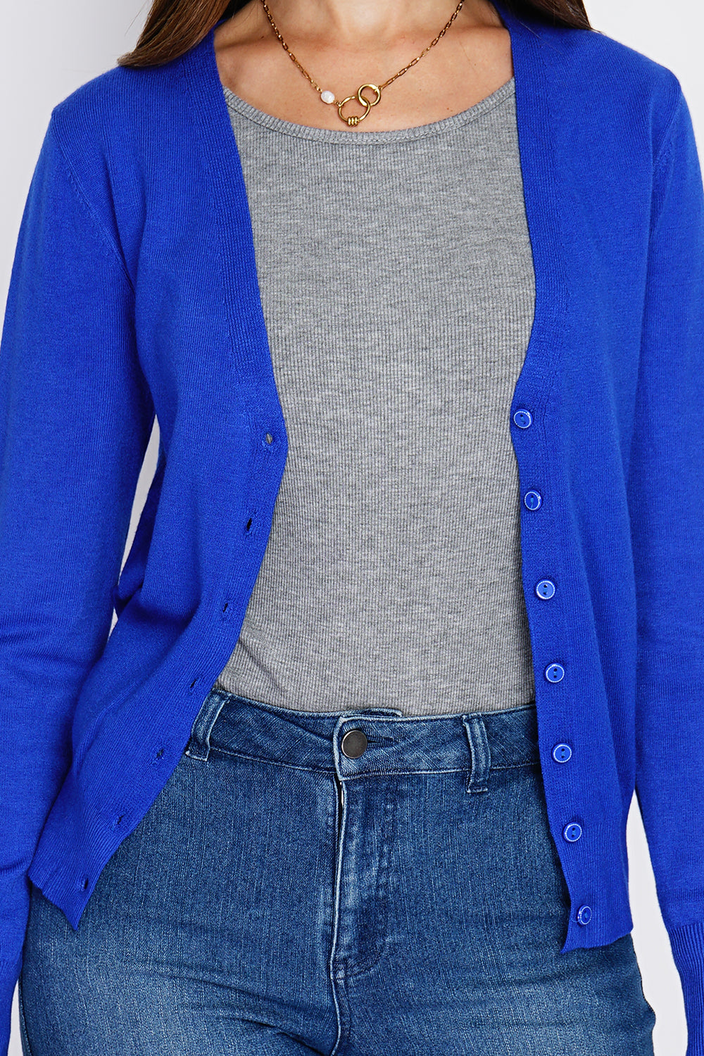 Cardigan classico con scollo a V in maglia a 3 fili e maniche lunghe REALE