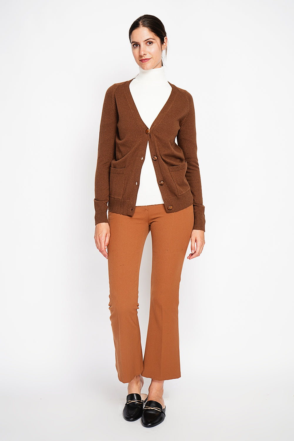 Elegante gilet oversize con scollo a V e bottoni, tasche a maniche lunghe Marrone