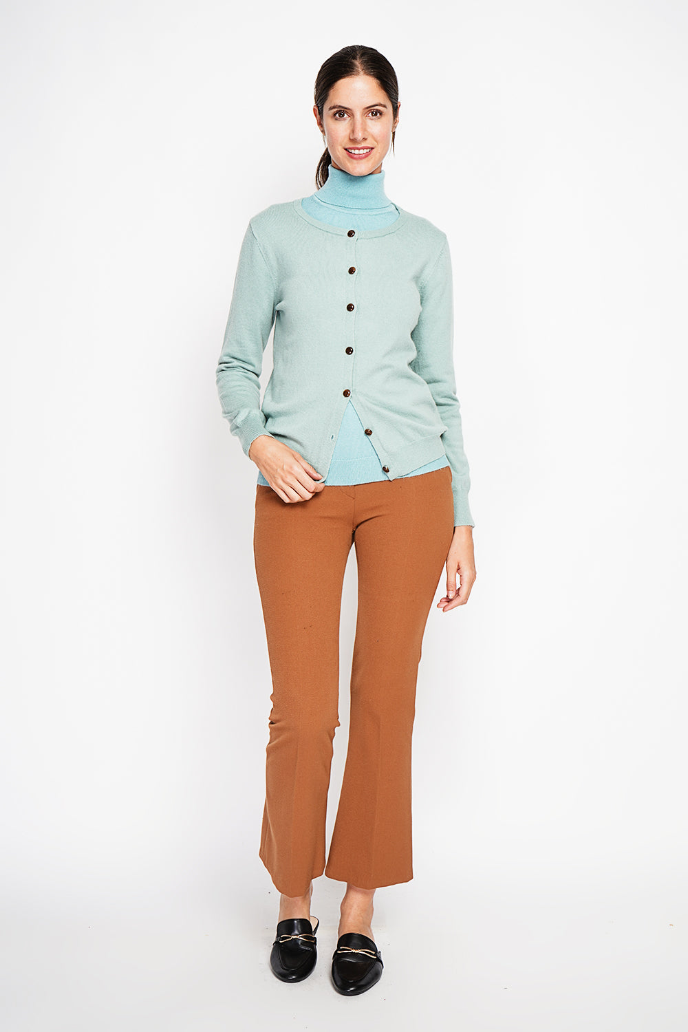 Elegante gilet girocollo con bottoni e maniche lunghe Giada