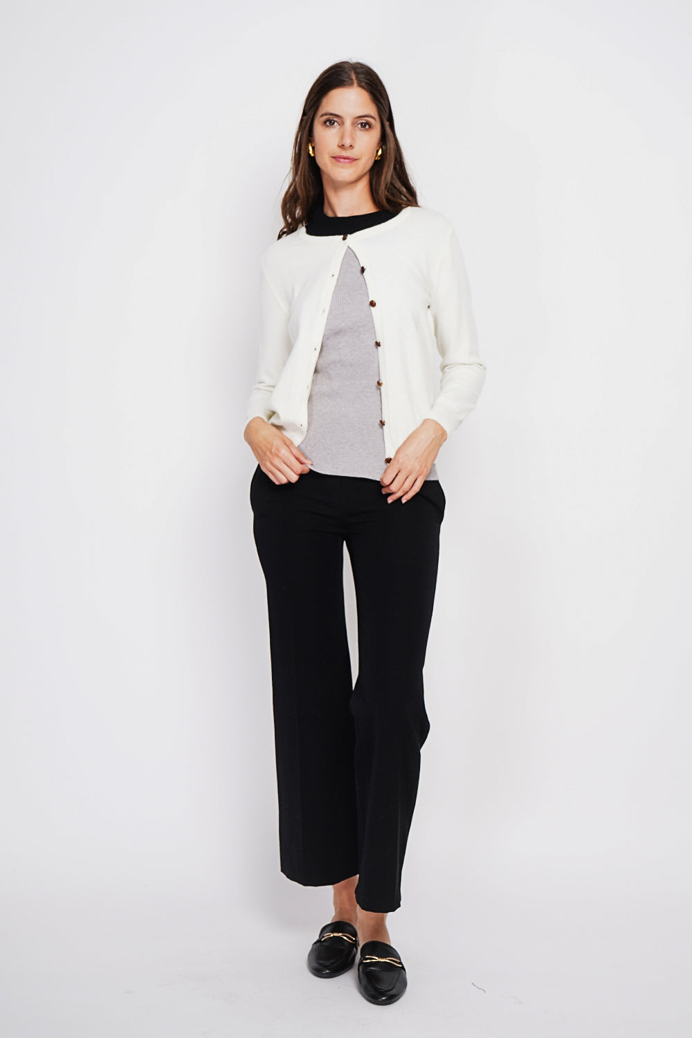 Elegante gilet girocollo con bottoni e maniche lunghe Naturale