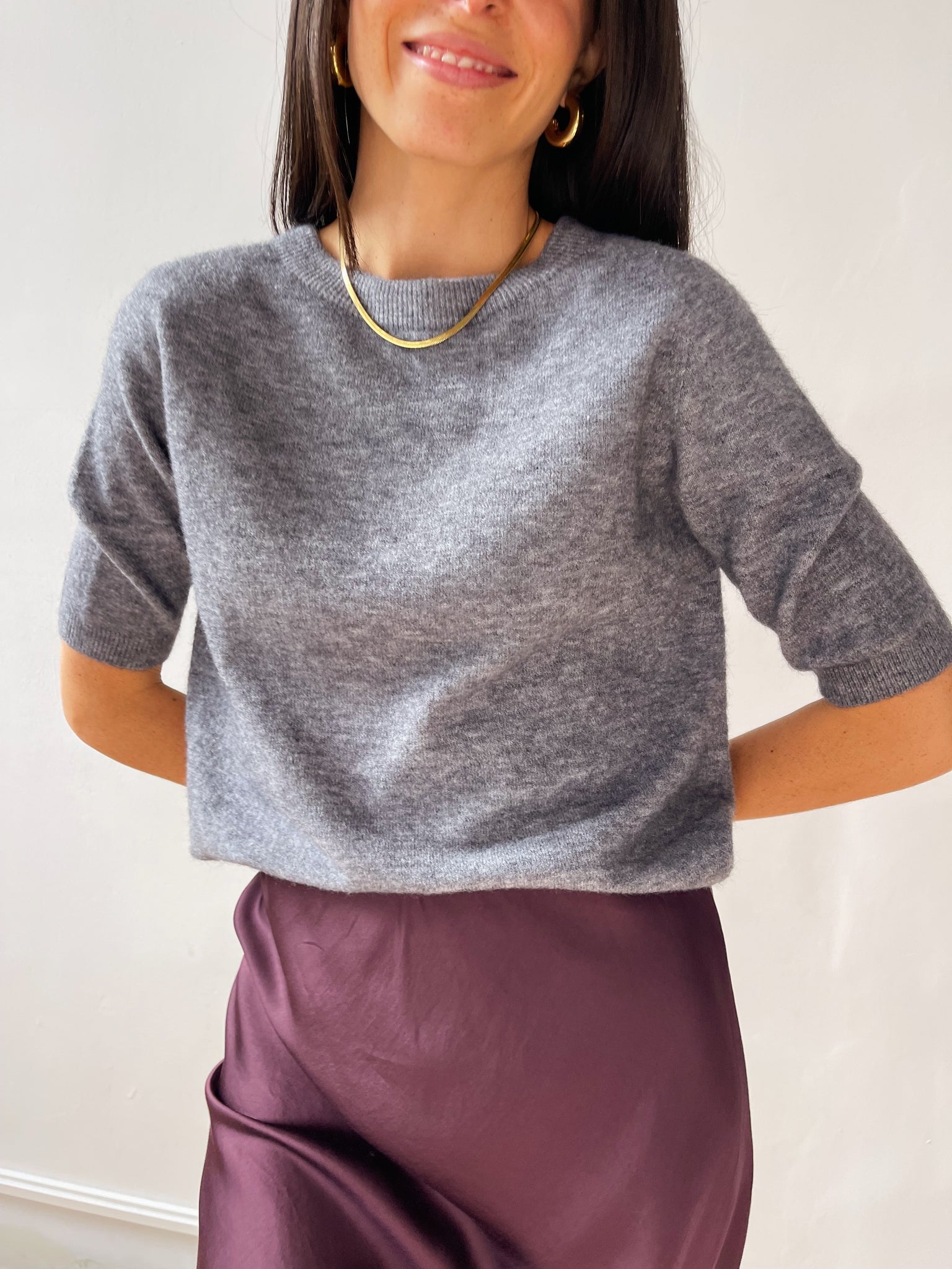 Maglietta grigia in maglia