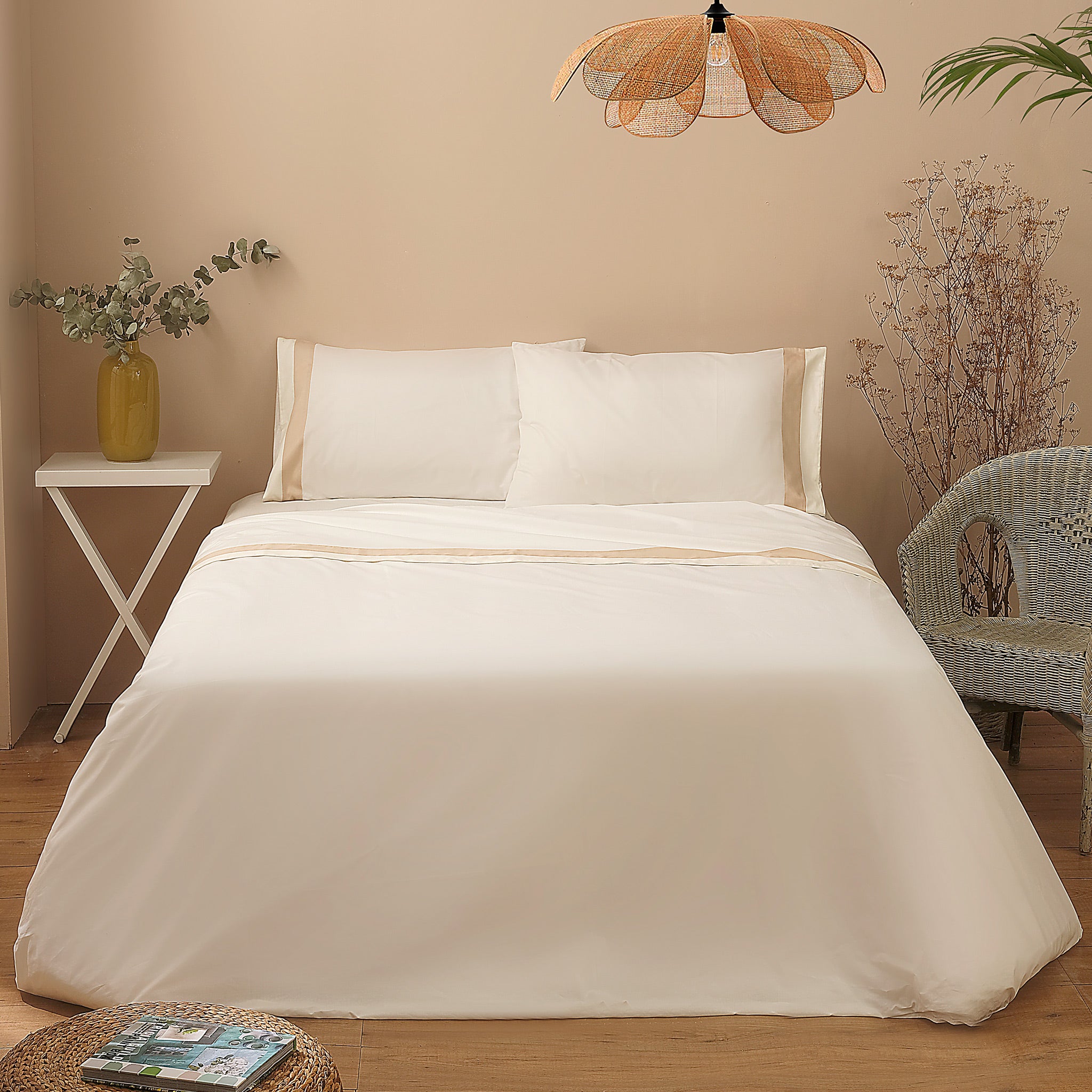 SORAYA Completo letto matrimoniale Beige