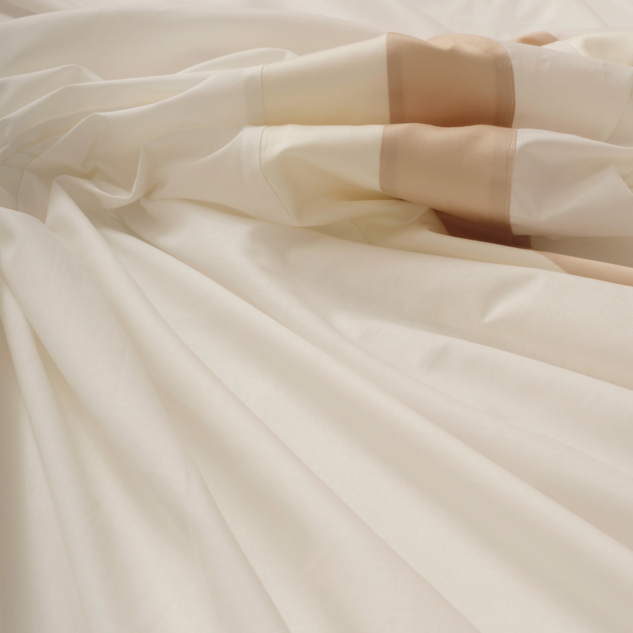 SORAYA Completo letto matrimoniale Beige