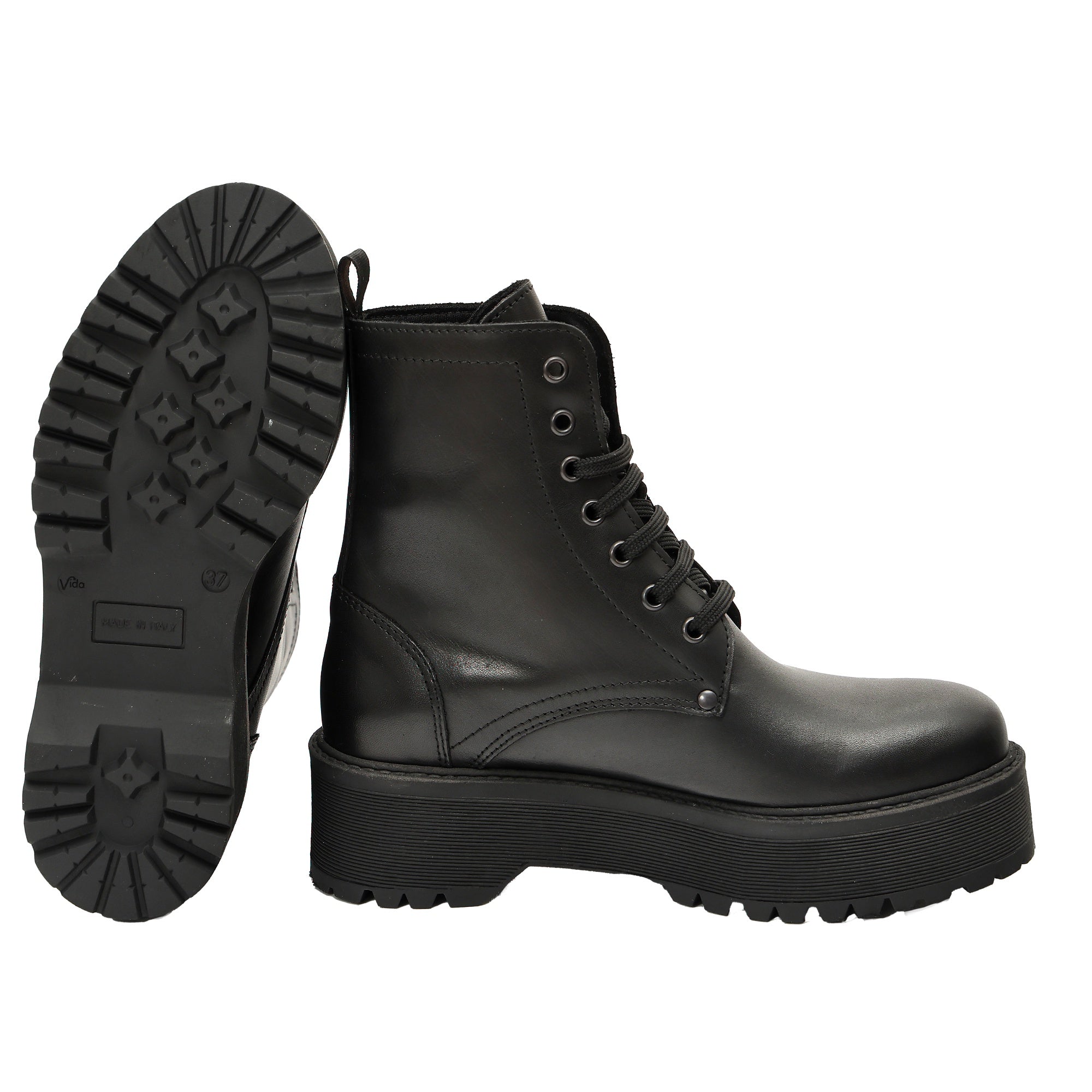 Anfibi in vera pelle con stringhe Nero