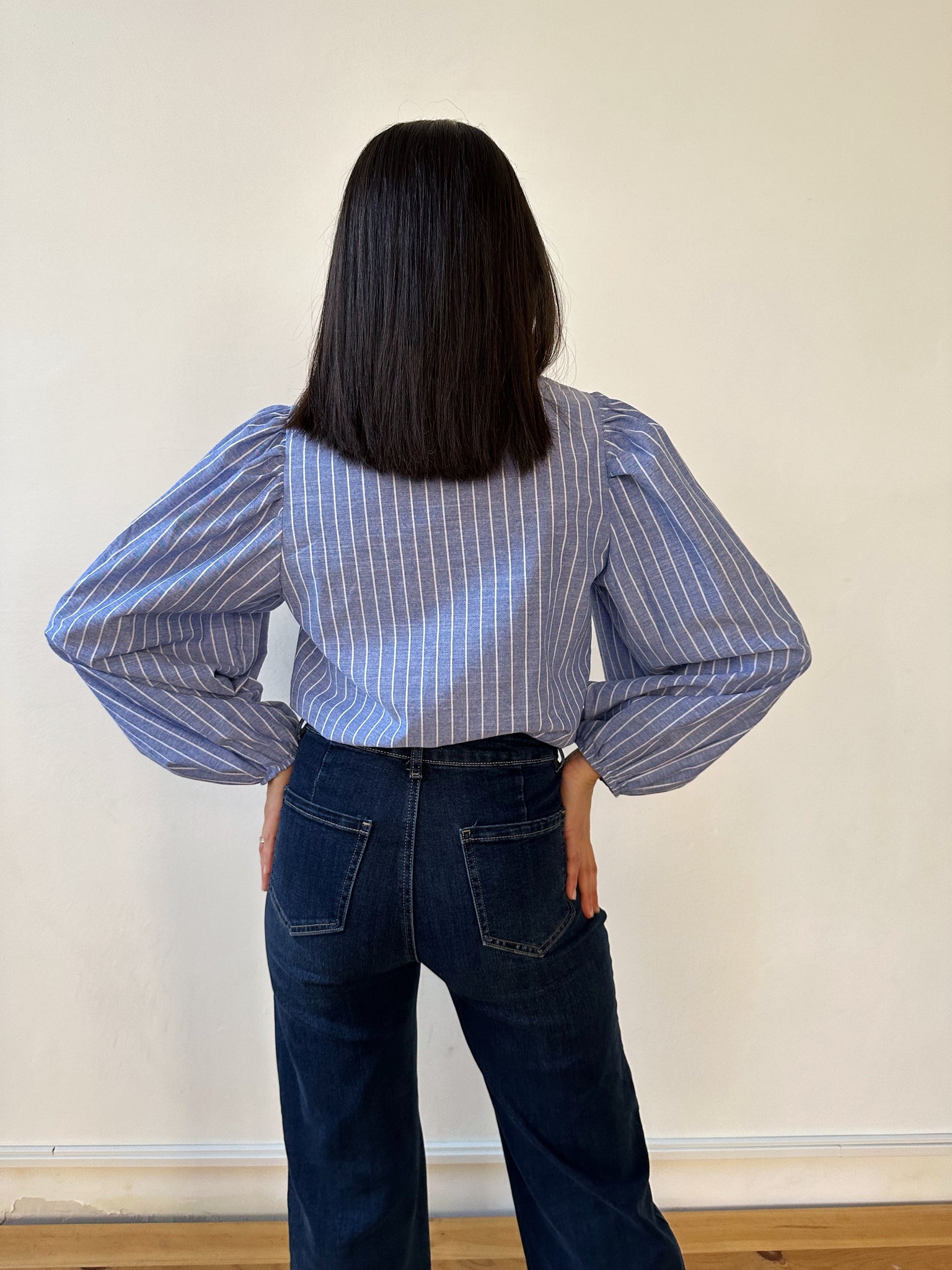 Bellissima camicetta blu