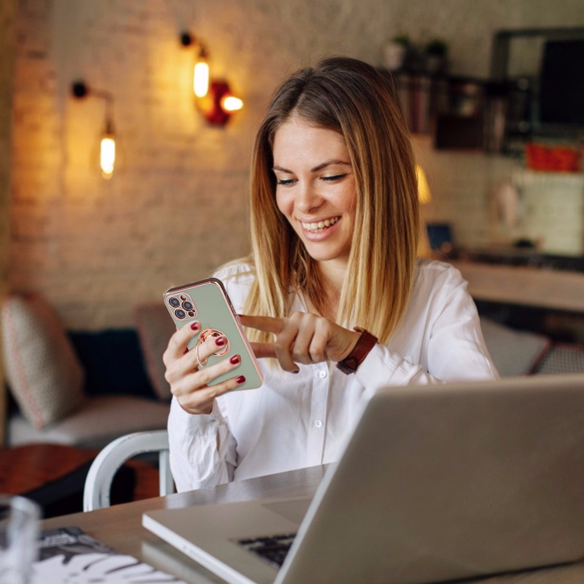 Custodia Con Porta Anelli, Supporto E Magnetico - Mandorla