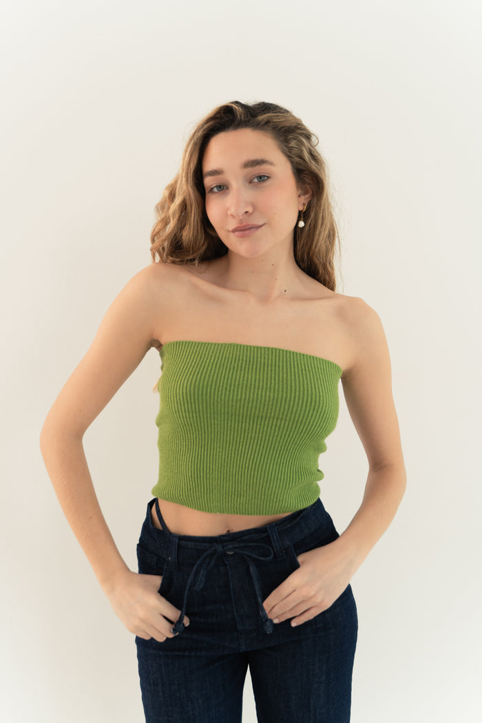 Top verde di Inés