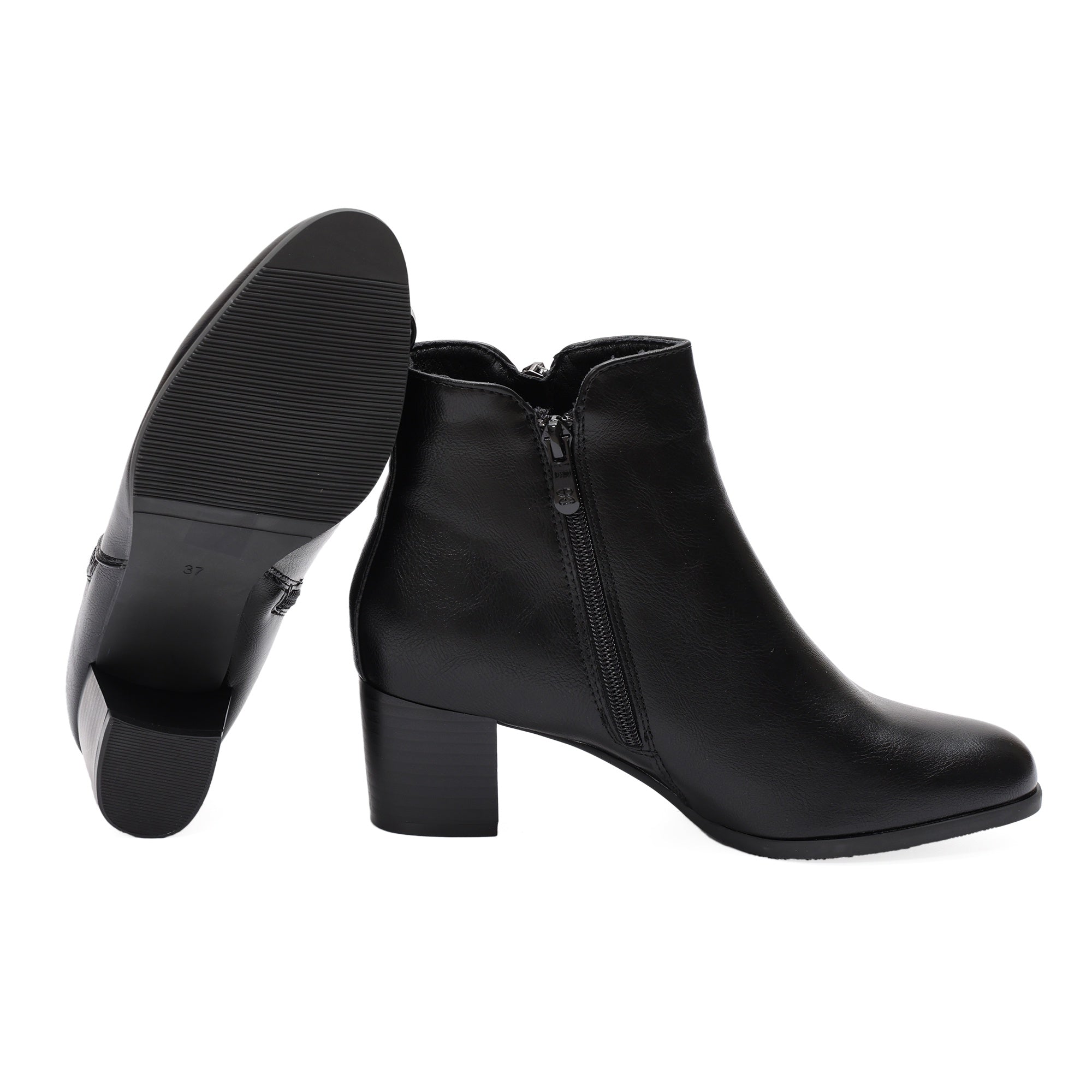 Stivaletto in simil  pelle con tacco e cintura laterale Nero