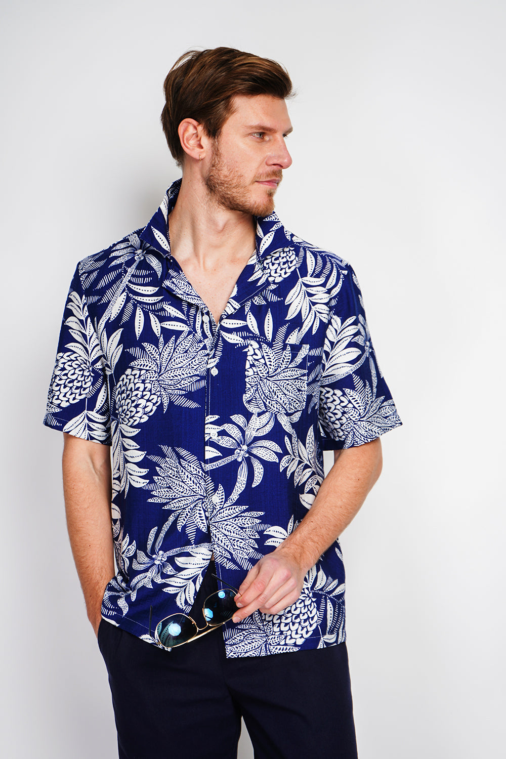 Hawaiano colore Blu navy