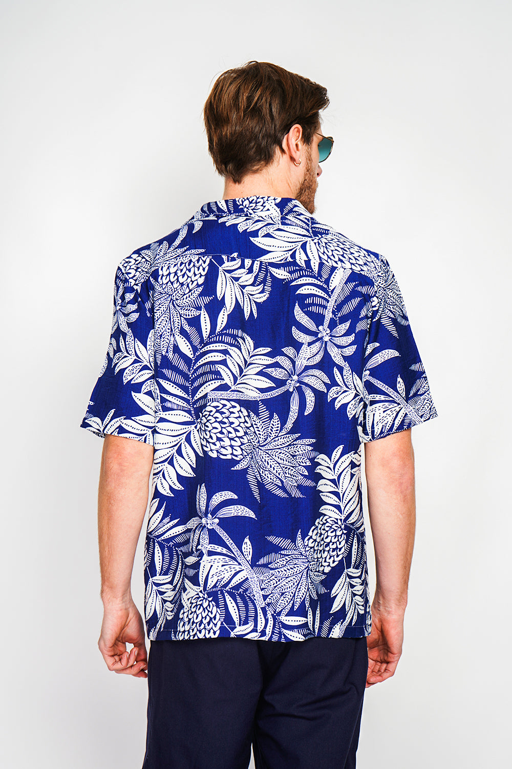 Hawaiano colore Blu navy