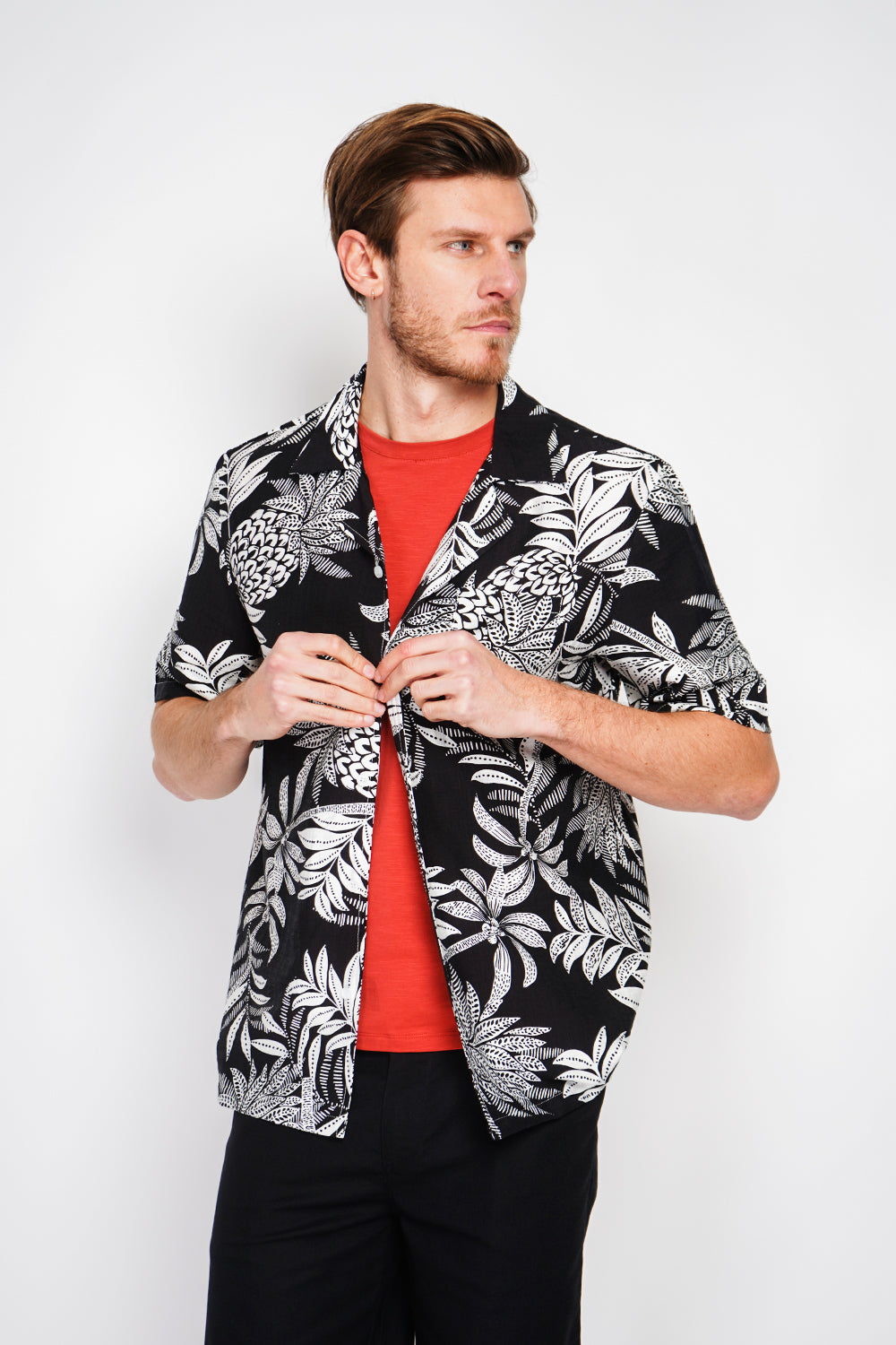 Hawaiano colore Nero