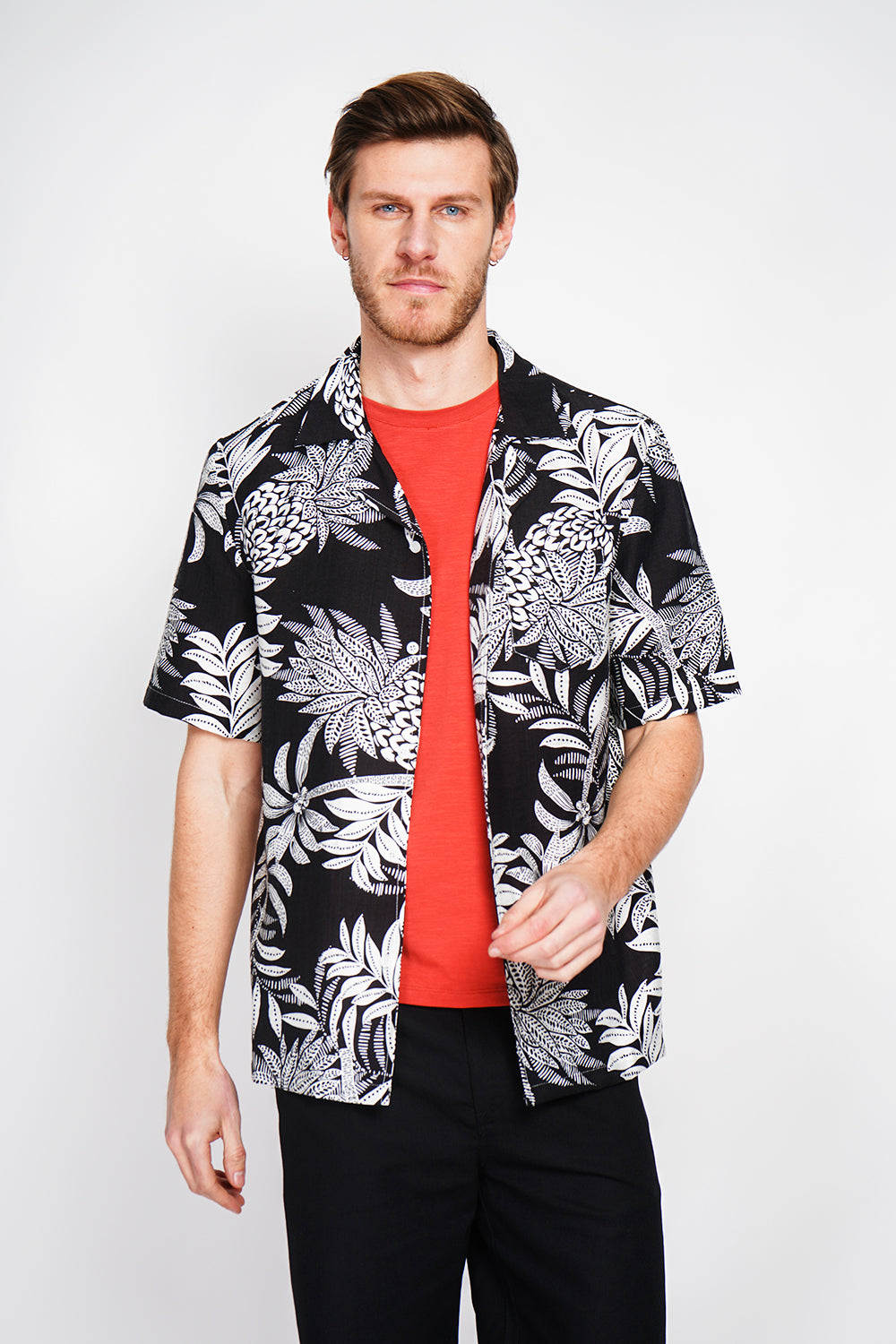 Hawaiano colore Nero