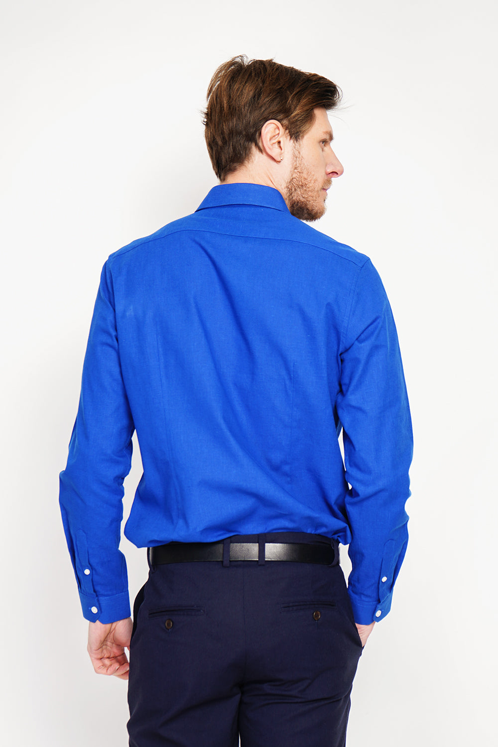 Camicia con collare italiano colore Blu Reale