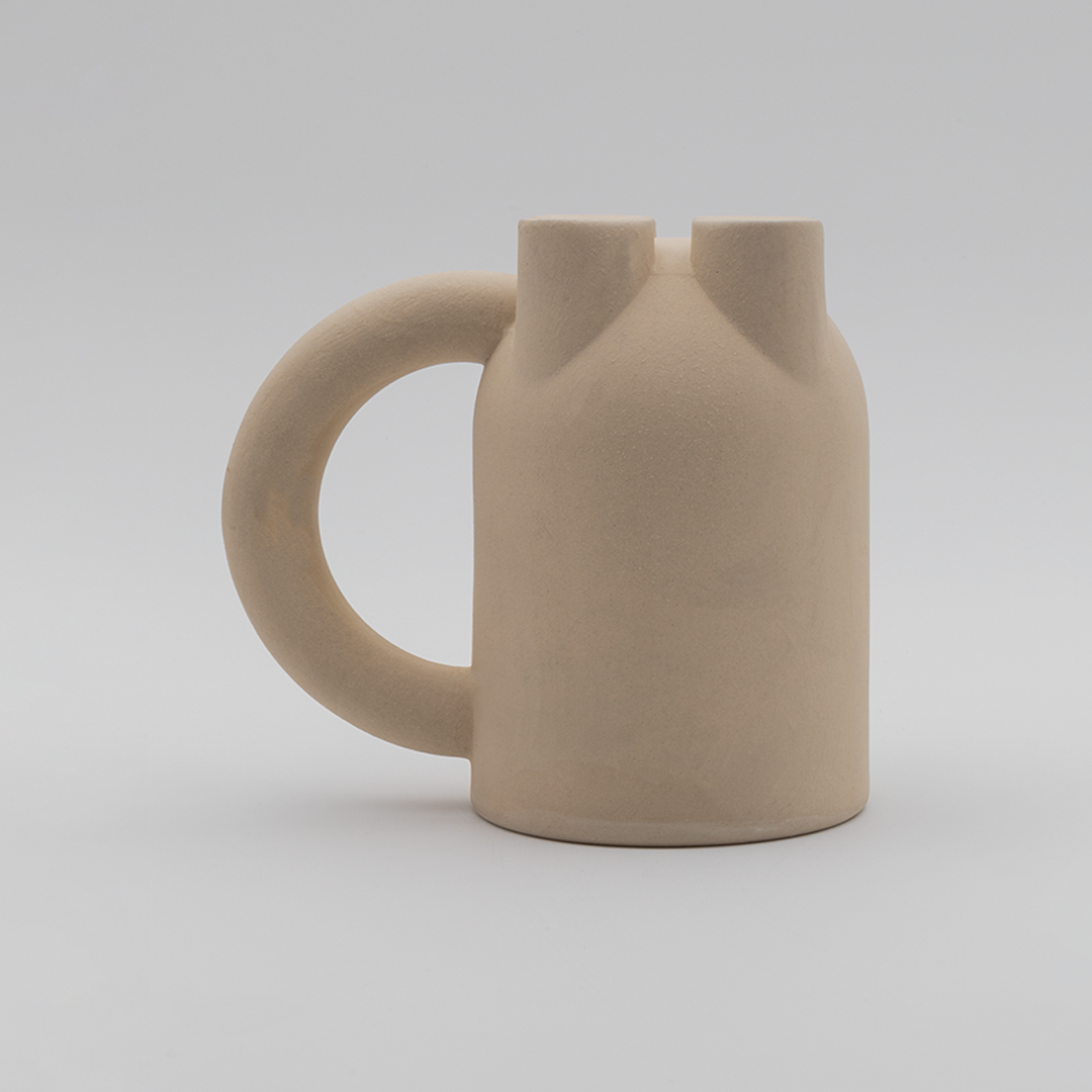 MUG WITH BIG HANDLE - OFF WHITE